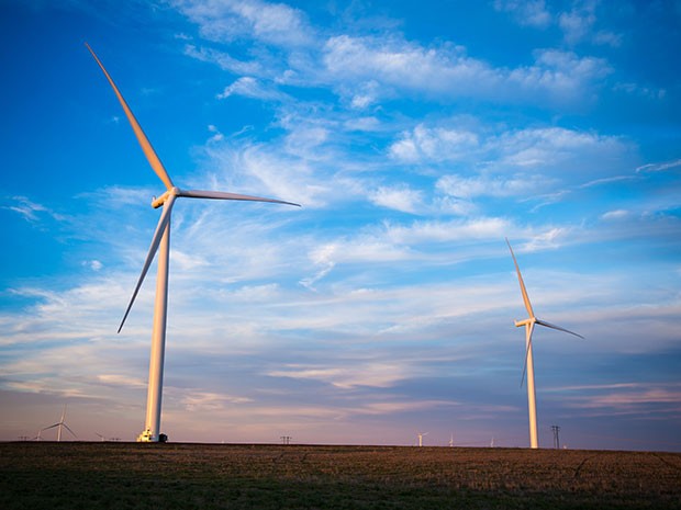 Green energy wind turbines 